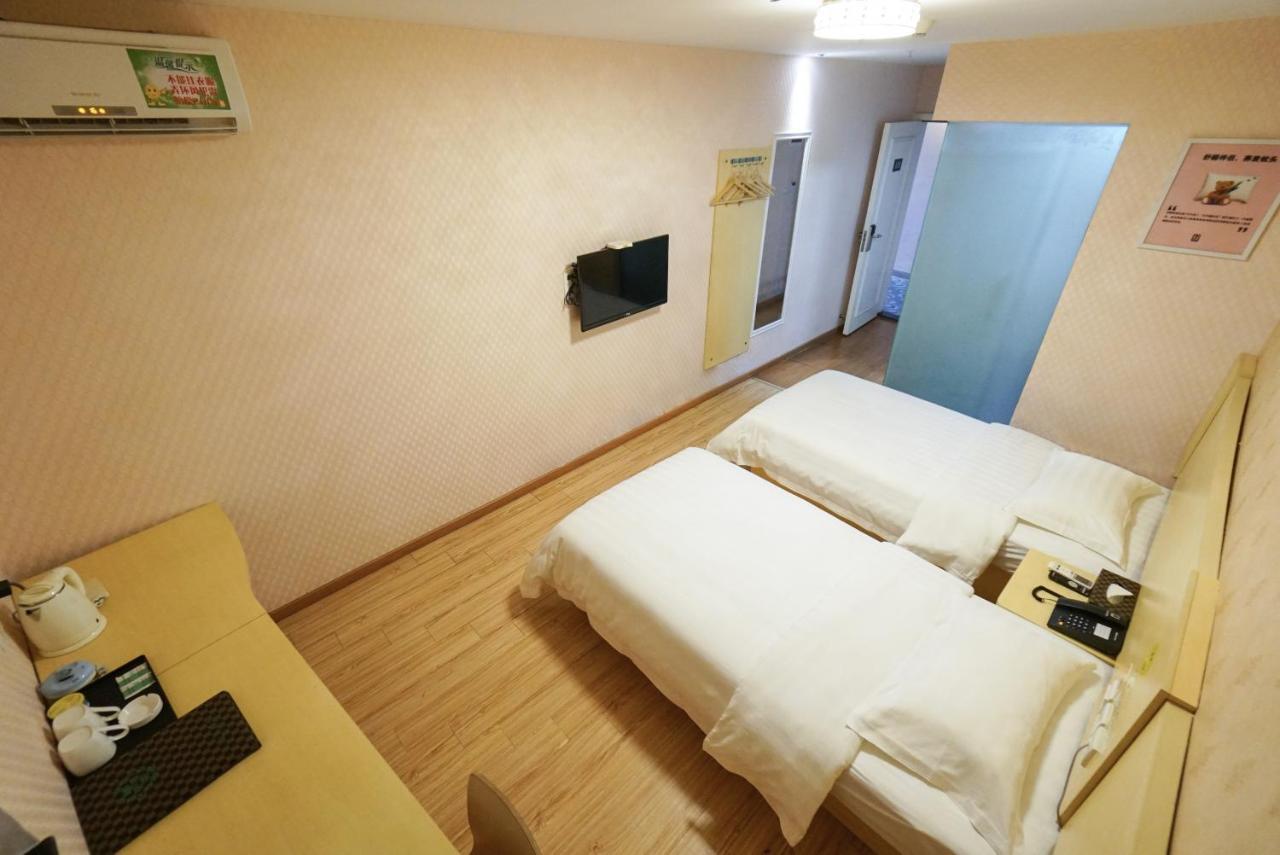 Jia Mei Xin Holiday Hotel Baiyun Airport Branch Cantão Exterior foto