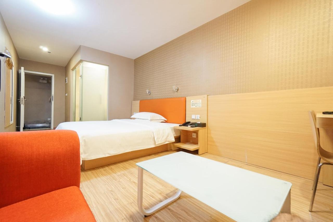 Jia Mei Xin Holiday Hotel Baiyun Airport Branch Cantão Exterior foto