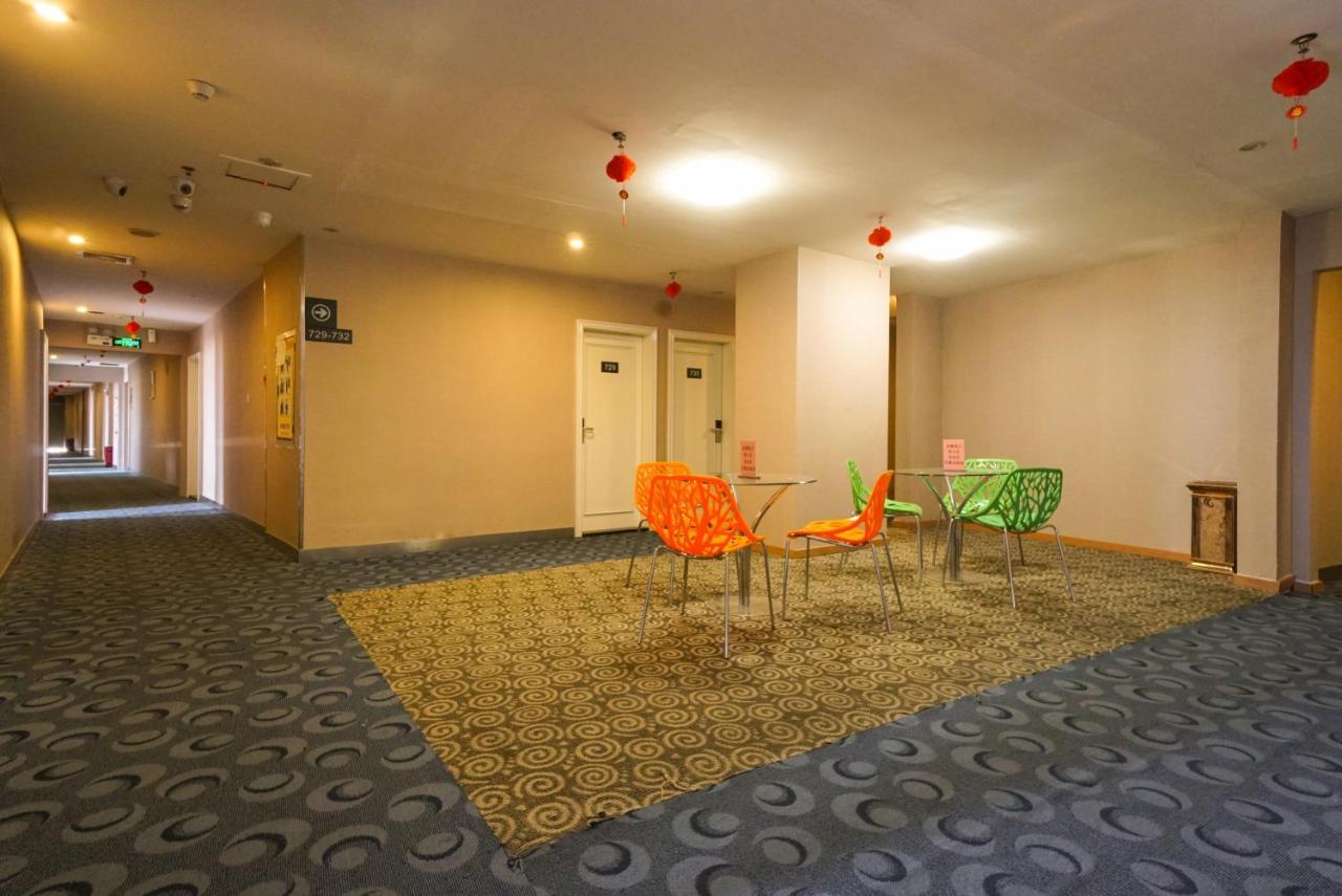 Jia Mei Xin Holiday Hotel Baiyun Airport Branch Cantão Exterior foto