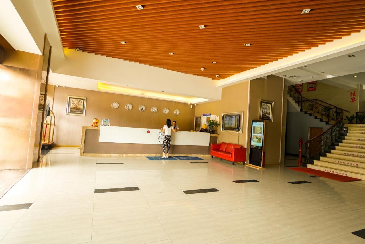 Jia Mei Xin Holiday Hotel Baiyun Airport Branch Cantão Exterior foto